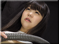 Satsuki Woman sucked by a vacuum cleaner